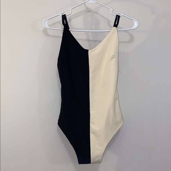 Custom Made Reversible One Piece Small - Picture 5 of 7